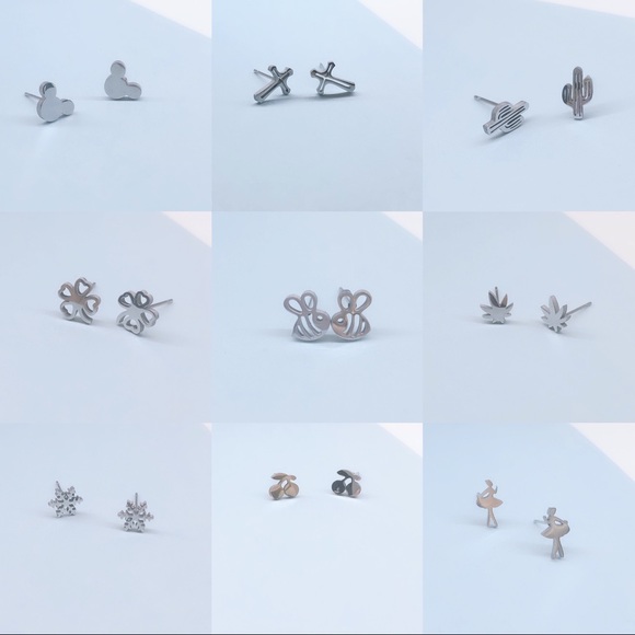 Teddy bear Stud earrings 🧸 - Picture 4 of 9